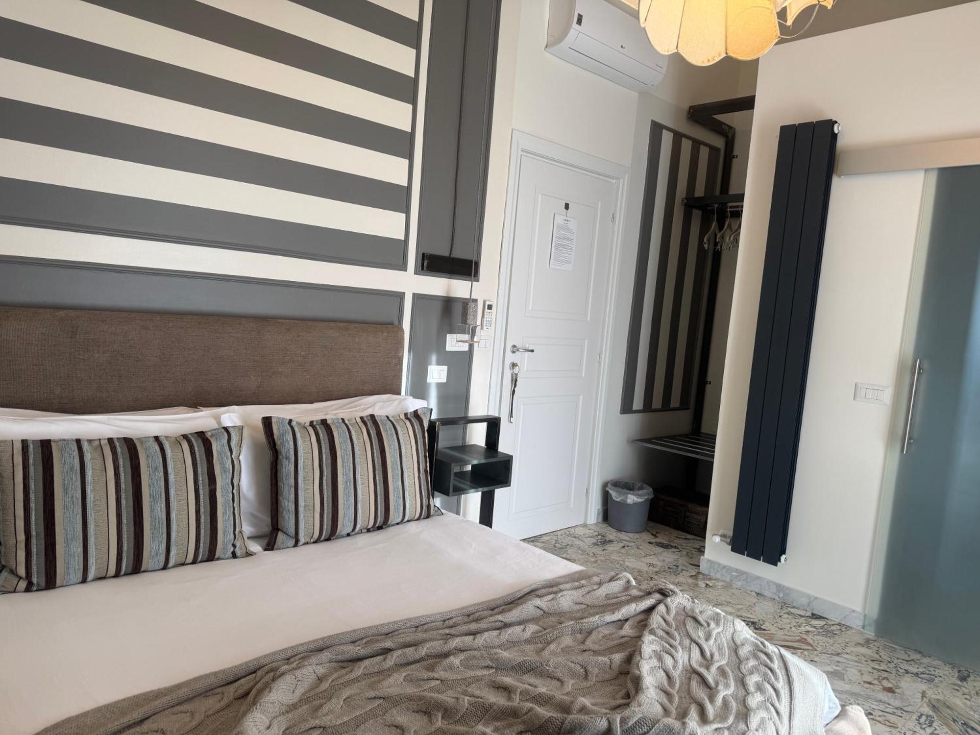 Habitare Lecce & Salento Bed & Breakfast ภายนอก รูปภาพ