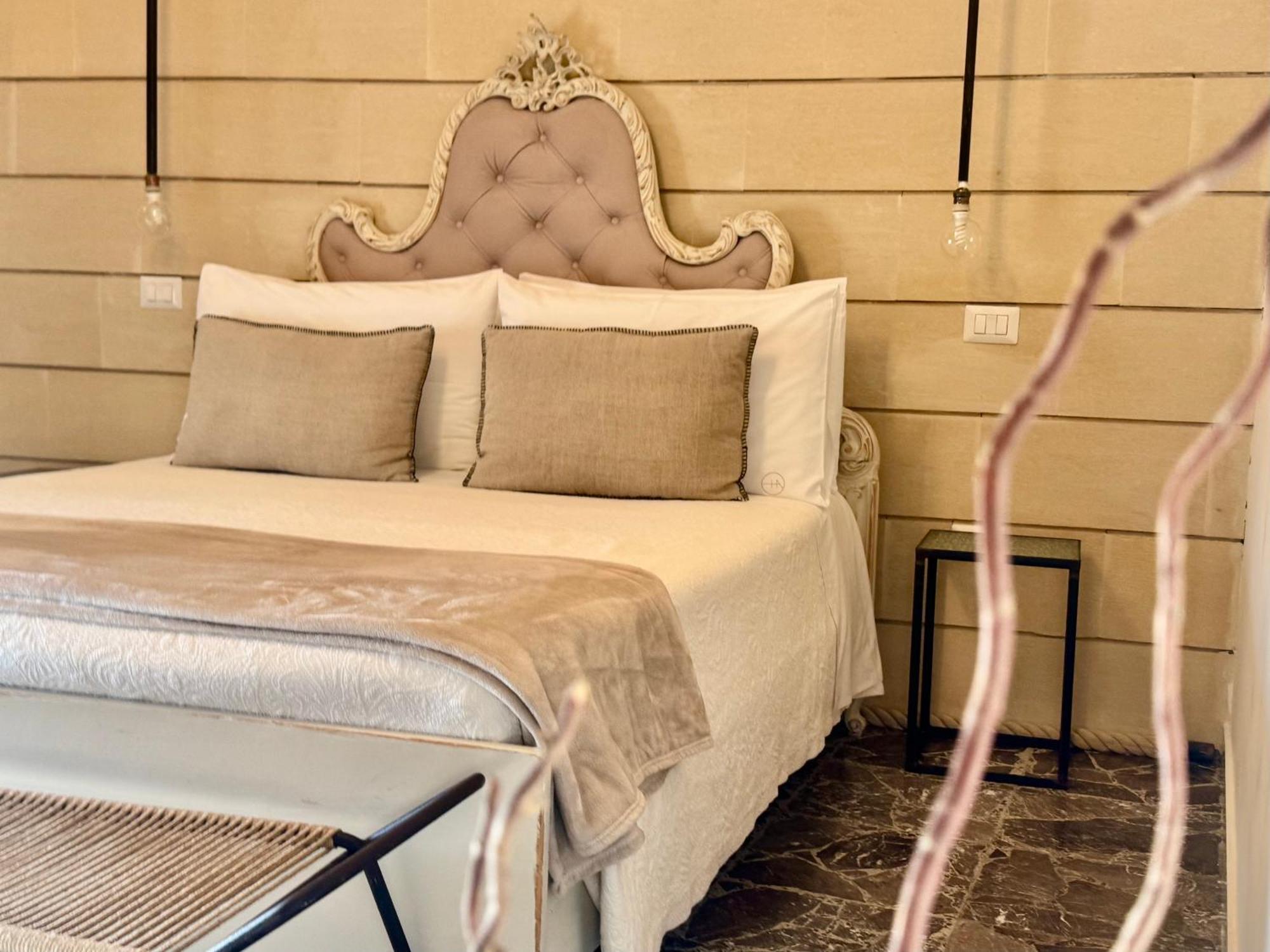 Habitare Lecce & Salento Bed & Breakfast ภายนอก รูปภาพ