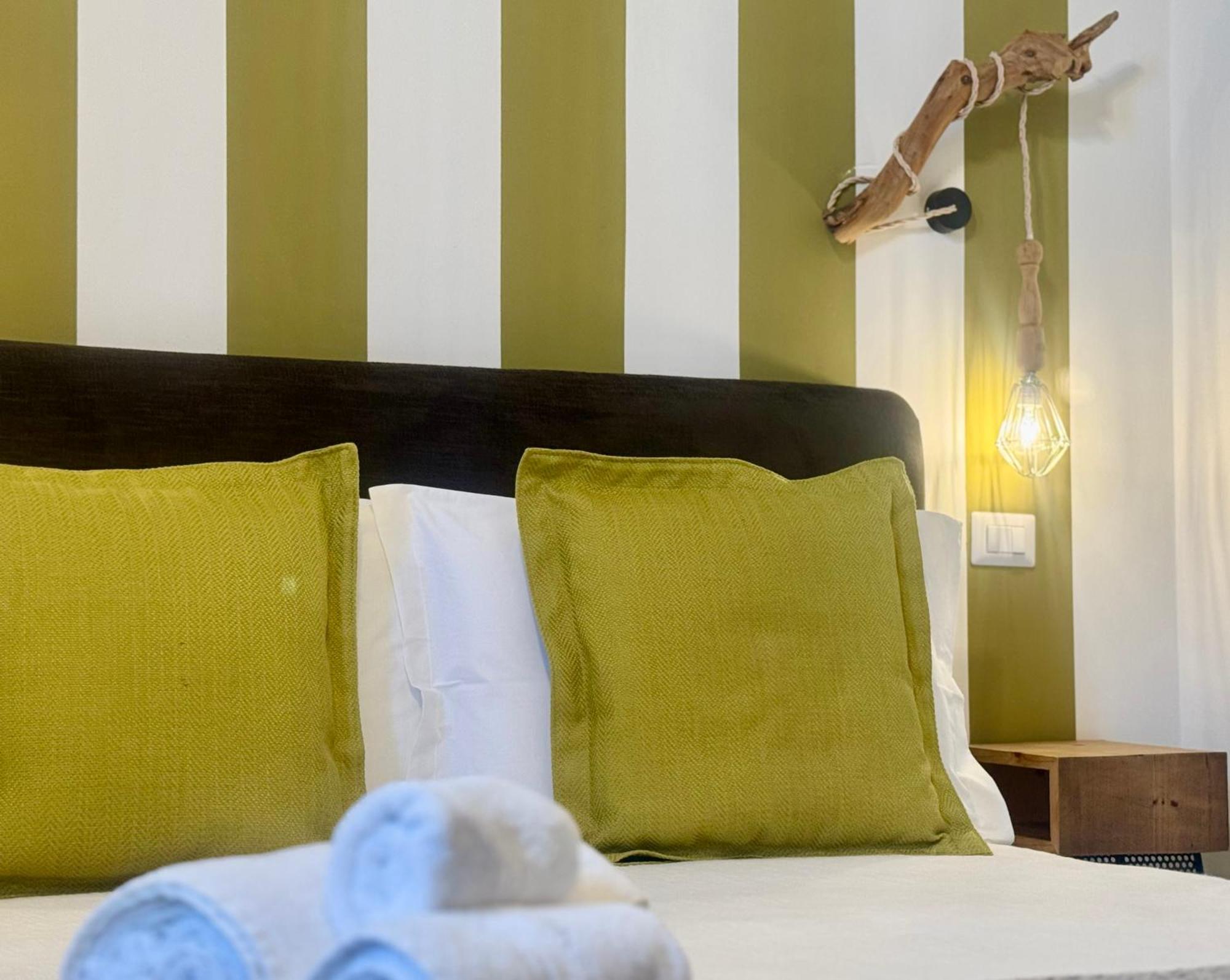 Habitare Lecce & Salento Bed & Breakfast ภายนอก รูปภาพ